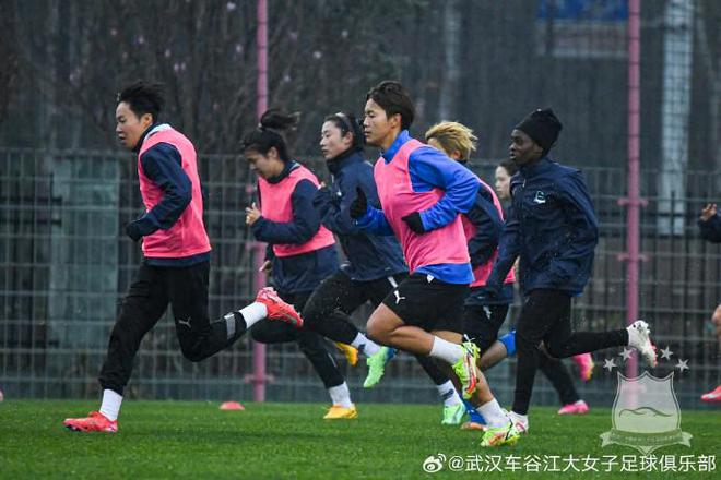 武漢女足主帥：全運爭金，亞冠更遠。