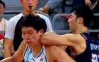 楊瀚森對抗強度高，NCAA球員肘擊照曝光
