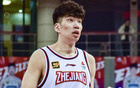 余嘉豪四季CBA，獲星銳獎及兩度入選二陣。
